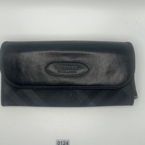 Burberry‎ Blue Label Black Plaid Leather Clutch Wallet Long Zip Around#124